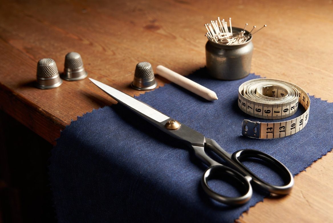 Tailor's shears, thimbles, pins and measuring tape